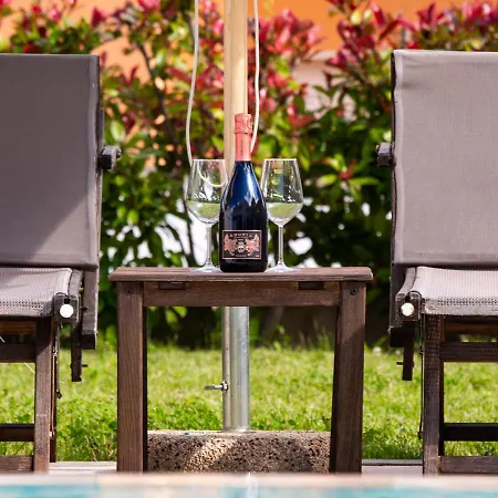 The Florence Hills & Wellness Resort 4*